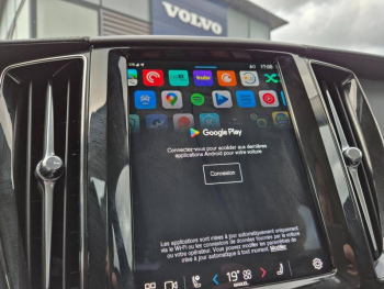 Photo 21 du bon plan VOLVO XC60 T6 Hybride Rechargeable 253 + 145ch Ultra Style Chrome Geartronic 8 AWD occasion à 56890 €