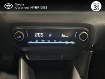 Photo 12 du bon plan TOYOTA Yaris 116h Design 5p MY22 occasion à 20980 €
