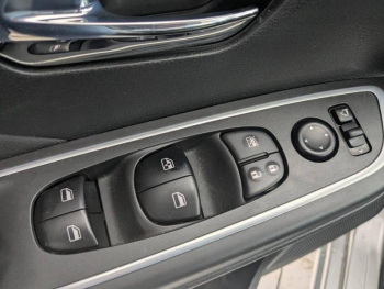 Photo 14 du bon plan NISSAN Micra 1.0 IG-T 92ch N-Sport Xtronic 2021.5 occasion à 16490 €