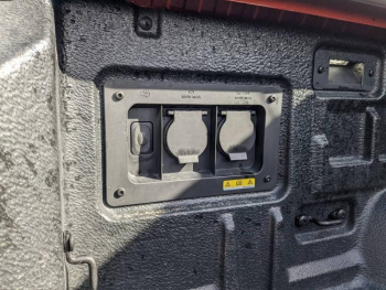 Photo 31 du bon plan FORD Ranger VUL 3.0 EcoBoost V6 292ch Stop&Start Double Cabine Raptor BVA10 occasion à 56990 €