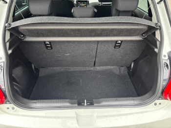 Photo 20 du bon plan SUZUKI Swift 1.2 Dualjet Hybrid 83ch Pack occasion à 15990 €