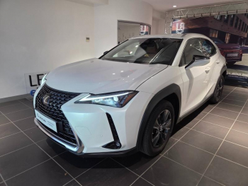 Photo 3 du bon plan LEXUS UX 250h Luxe 2WD occasion à 28990 €