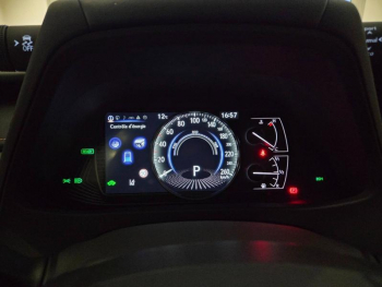 Photo 6 du bon plan LEXUS UX 250h Luxe 2WD occasion à 28990 €