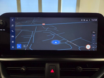 Photo 7 du bon plan LEXUS UX 250h Luxe 2WD occasion à 28990 €