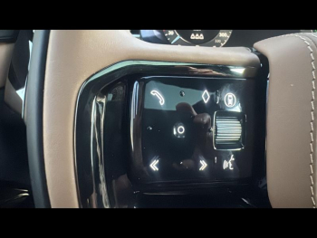 Photo 22 du bon plan LAND-ROVER Range Rover Sport 3.0 P550e 550ch PHEV Autobiography occasion à 175390 €