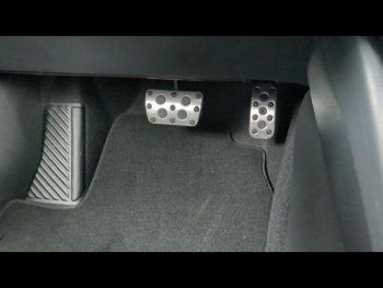 Photo 39 du bon plan TOYOTA Yaris 130h GR Sport 5p MC24 occasion à 25990 €