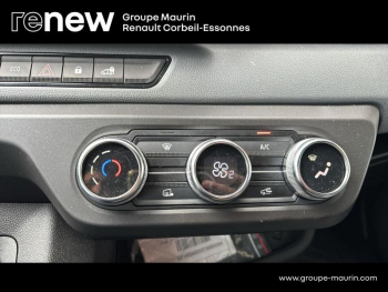 Photo 21 du bon plan RENAULT Master Fg VUL F3500 L3H2 E-Tech 140ch Advance grande autonomie occasion à 53790 €