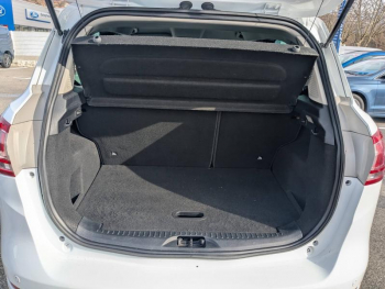 Photo 12 du bon plan FORD B-MAX 1.0 SCTi 125ch EcoBoost Stop&Start Titanium occasion à 9990 €