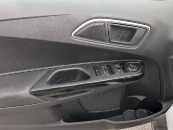 Photo 18 du bon plan FORD B-MAX 1.0 SCTi 125ch EcoBoost Stop&Start Titanium occasion à 9990 €