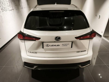 Photo 5 du bon plan LEXUS NX 300h 4WD Luxe Toit Panoramique occasion à 30990 €