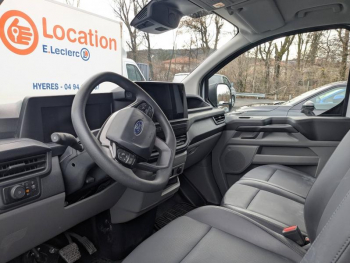 Photo 5 du bon plan FORD Transit Custom Fg VUL 280 L1H1 2.0 EcoBlue 136ch Trend BVA8 occasion à 29890 €