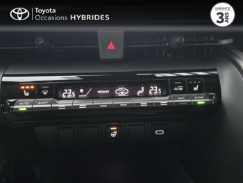 Photo 30 du bon plan TOYOTA C-HR 2.0 Hybride Rechargeable 225ch Dynamic MY25 occasion à 29980 €