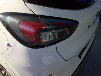 Photo 4 du bon plan FORD Puma 1.0 EcoBoost 125ch mHEV ST-Line 6cv occasion à 14900 €