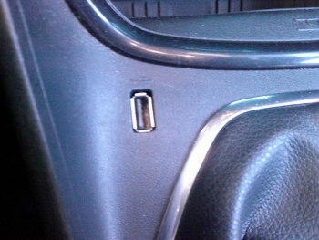 Photo 14 du bon plan FORD Puma 1.0 EcoBoost 125ch mHEV ST-Line 6cv occasion à 14900 €