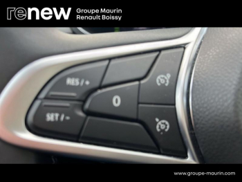 Photo 22 du bon plan RENAULT Captur 1.6 E-Tech hybride rechargeable 160ch Intens -21 occasion à 16600 €