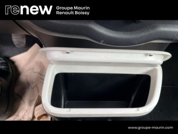 Photo 23 du bon plan RENAULT Twingo 1.0 SCe 70ch Limited Euro6 occasion à 7990 €