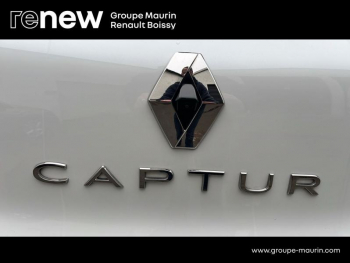 Photo 23 du bon plan RENAULT Captur 1.6 E-Tech hybride rechargeable 160ch Initiale Paris -21 occasion à 19800 €