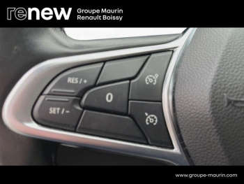 Photo 28 du bon plan RENAULT Captur 1.6 E-Tech hybride rechargeable 160ch Initiale Paris -21 occasion à 19800 €