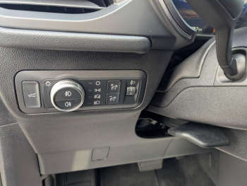 Photo 9 du bon plan FORD Kuga 2.5 Duratec 190ch FHEV E85 Vignale BVA occasion à 27990 €