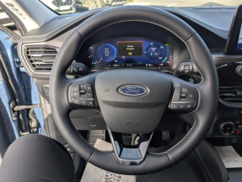 Photo 15 du bon plan FORD Kuga 2.5 Duratec 190ch FHEV E85 Vignale BVA occasion à 27990 €