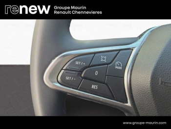 Photo 17 du bon plan RENAULT Captur 1.6 E-Tech full hybrid 145ch Techno occasion à 24999 €