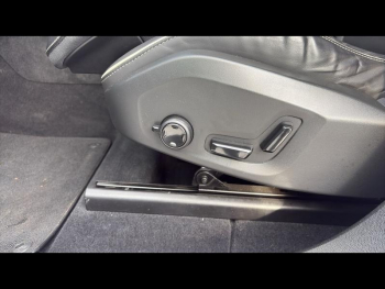Photo 16 du bon plan VOLVO XC60 T6 AWD 253 + 145ch R-Design Geartronic occasion à 42900 €