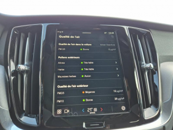 Photo 17 du bon plan VOLVO V60 B4 197ch Plus Style Dark DCT 7 occasion à 42890 €