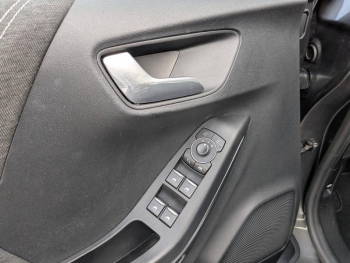 Photo 8 du bon plan FORD Puma 1.0 Flexifuel 125ch S&S mHEV Titanium occasion à 17490 €