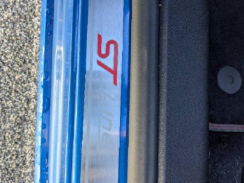 Photo 18 du bon plan FORD Focus 1.0 Flexifuel mHEV 125ch ST-Line X Powershift occasion à 20990 €