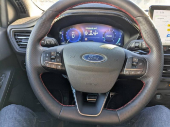 Photo 26 du bon plan FORD Focus 1.0 Flexifuel mHEV 125ch ST-Line X Powershift occasion à 20990 €