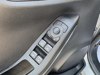 Photo 26 du bon plan FORD Puma 1.0 EcoBoost 155ch mHEV Titanium occasion à 18790 €