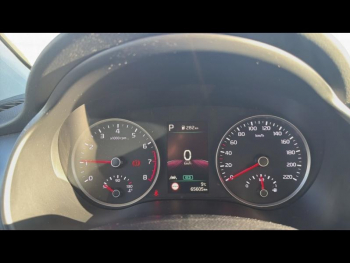 Photo 12 du bon plan KIA Stonic 1.0 T-GDi 120ch MHEV Premium DCT7 occasion à 17490 €