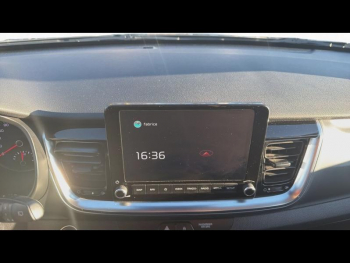 Photo 13 du bon plan KIA Stonic 1.0 T-GDi 120ch MHEV Premium DCT7 occasion à 17490 €