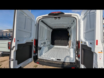 Photo 4 du bon plan FORD Transit 2T Fg VUL T350 L2H2 2.0 EcoBlue 170ch S&S Trail occasion à 38990 €