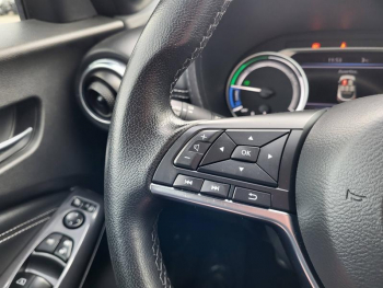 Photo 16 du bon plan NISSAN Juke 1.6 Hybrid 143ch N-Connecta occasion à 19490 €