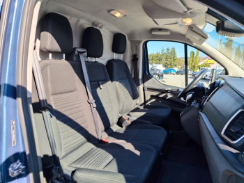 Photo 8 du bon plan FORD Transit Custom Fg VUL 280 L1H1 2.0 EcoBlue 130 S&S Limited BVA6 7cv occasion à 26412 €