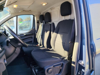 Photo 11 du bon plan FORD Transit Custom Fg VUL 280 L1H1 2.0 EcoBlue 130 S&S Limited BVA6 7cv occasion à 26412 €