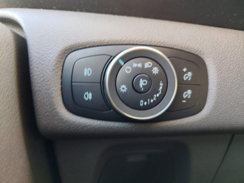 Photo 14 du bon plan FORD Transit Custom Fg VUL 280 L1H1 2.0 EcoBlue 130 S&S Limited BVA6 7cv occasion à 26412 €