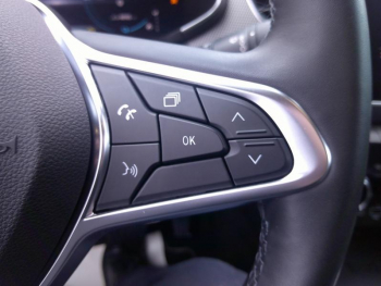 Photo 17 du bon plan RENAULT Arkana 1.6 E-Tech 145ch Intens -21B occasion à 18500 €