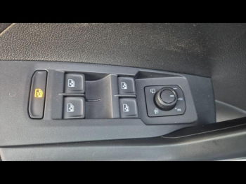 Photo 26 du bon plan VOLKSWAGEN T-Cross 1.0 TSI 116ch Life Plus occasion à 22900 €