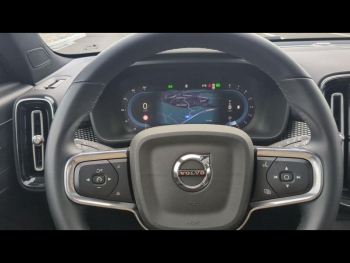 Photo 12 du bon plan VOLVO XC40 B3 163ch Ultimate DCT 7 occasion à 36990 €