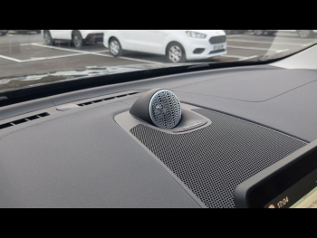 Photo 23 du bon plan VOLVO XC60 T6 Hybride Rechargeable 253 + 145ch Ultra Style Dark Geartronic 8 AWD occasion à 69990 €