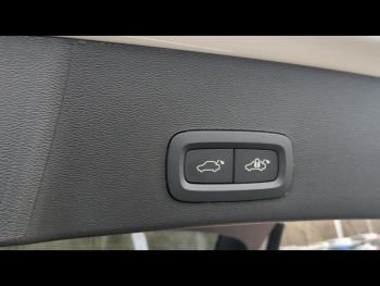 Photo 17 du bon plan VOLVO XC40 B3 163ch Lounge Edition DCT 7 occasion à 42990 €