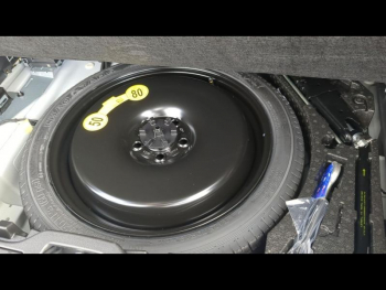 Photo 18 du bon plan VOLVO XC40 B3 163ch Lounge Edition DCT 7 occasion à 42990 €