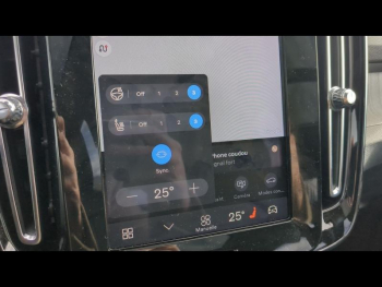 Photo 20 du bon plan VOLVO XC40 B3 163ch Lounge Edition DCT 7 occasion à 42990 €