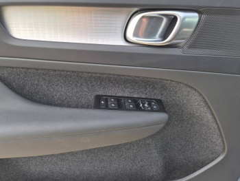 Photo 25 du bon plan VOLVO XC40 T5 Recharge 180 + 82ch Inscription Business DCT 7 occasion à 26480 €