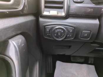Photo 18 du bon plan FORD Ranger VUL 2.0 TDCi 213ch Super Cab Wildtrak BVA10 occasion à 36990 €