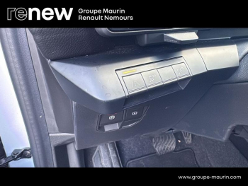 Photo 19 du bon plan RENAULT Megane E-Tech Electric EV60 220ch Iconic super charge occasion à 22900 €