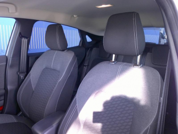 Photo 18 du bon plan FORD Puma 1.0 Flexifuel 125ch S&S mHEV Titanium occasion à 17590 €