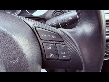 Photo 7 du bon plan MAZDA CX-5 2.2 SKYACTIV-D 150 Dynamique 4x2 occasion à 12900 €